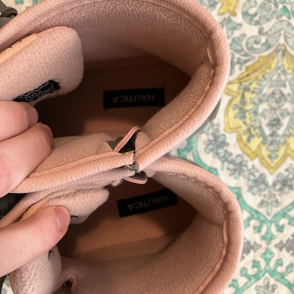 nautica • dorsay rubber toe duck boot in blush/grey - Picture 11 of 13